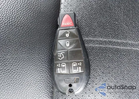 2012 Chrysler Town & Country Touring from USA, damaged, VIN 2C4RC1BG5CR170041